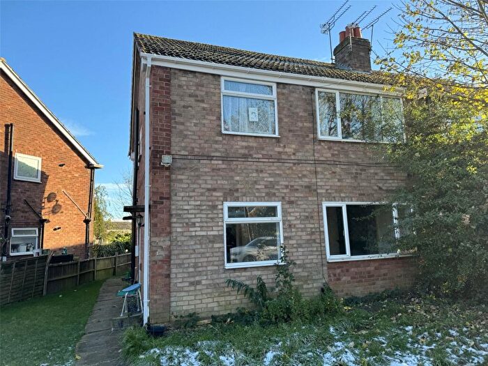 2 Bedroom Maisonette To Rent In Tudor Road, Nuneaton, Warwickshire, CV10