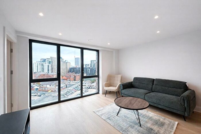 2 Bedroom Apartment To Rent In Dutton Street, Manchester, M3