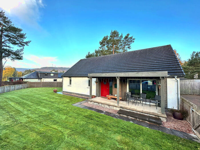 3 Bedroom Detached House For Sale In Rothiemurchus **Closing Date Friday Nd December @ Pm**, PH22