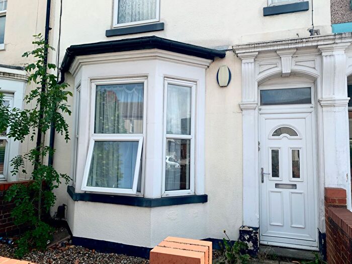 2 Bedroom Terraced House To Rent In Northampton, NN5