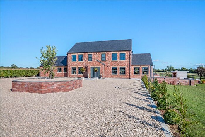 4 Bedroom Equestrian Property For Sale In Crankley Lane, Easingwold, York, North Yorkshire, YO61