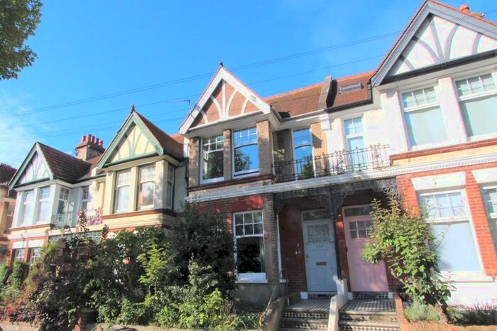 2 Bedroom Flat To Rent In Ditchling Road, Brighton, BN1