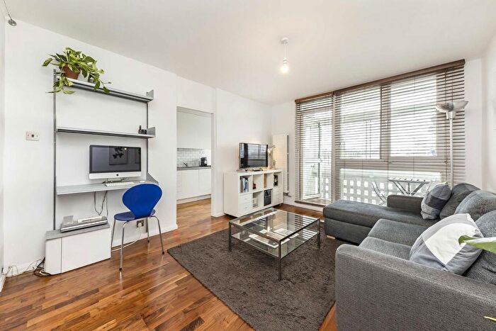 1 Bedroom Flat For Sale In Penton Rise, Islington, WC1X