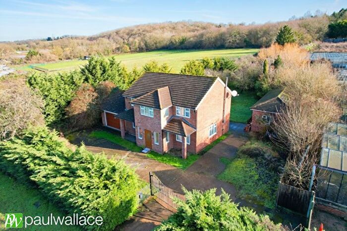 4 Bedroom Detached House For Sale In Dove House, Hamlet Hill, Roydon, CM19