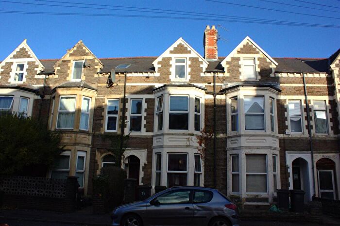 3 Bedroom Flat To Rent In Claude Road, Roath, CF24