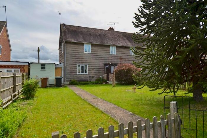 3 Bedroom Semi-Detached House For Sale In Manor Road, Middle Littleton, Evesham, WR11
