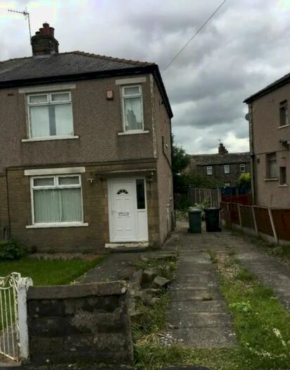 3 Bedroom Semi-Detached House To Rent In Yarwood Grove, Great Horton, Bradford, BD7