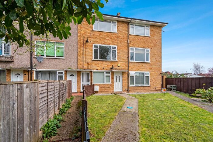 2 Bedroom Maisonette To Rent In St Davids Close, Iver, SL0