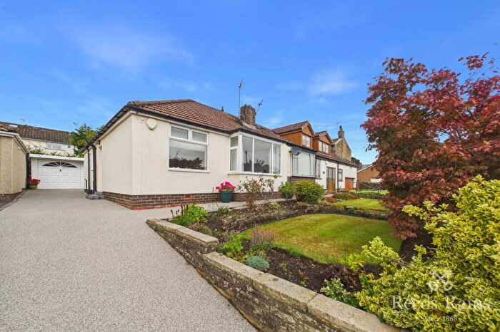 2 Bedroom Bungalow For Sale In Illingworth Road, Halifax, West Yorkshire, HX2