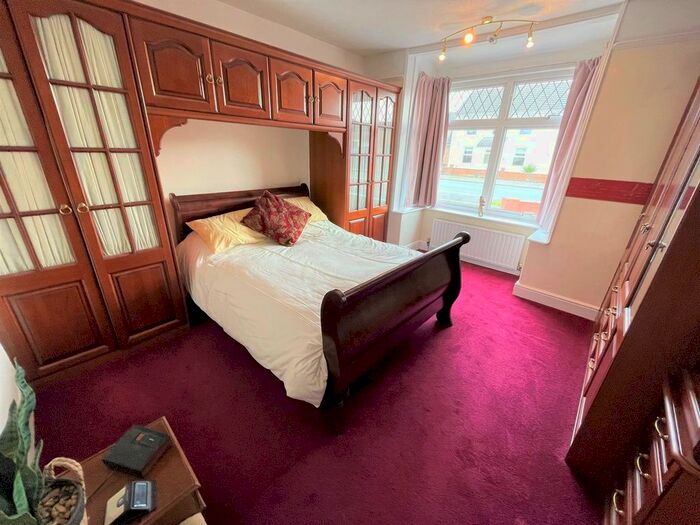 2 Bedroom Detached Bungalow For Sale In Bixley Drive, Rushmere St