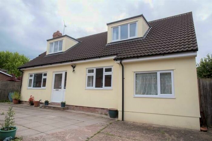 5 Bedroom Detached Bungalow To Rent In Cornfield Road, Bury St. Edmunds, IP33