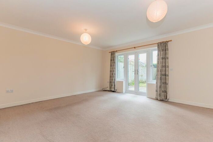 3 Bedroom Terraced House To Rent In Ladygrove Court, Abingdon, OX14