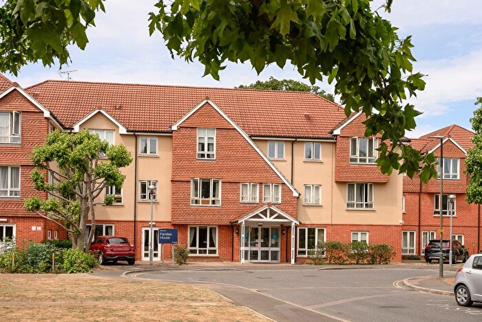 1 Bedroom Flat For Sale In Langley Road, Merton Park, London, SW19