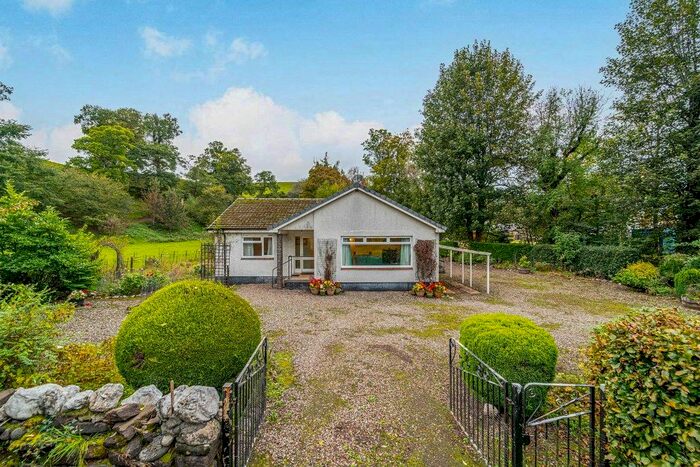 2 Bedroom Bungalow For Sale In The Hosh, Crieff PH7