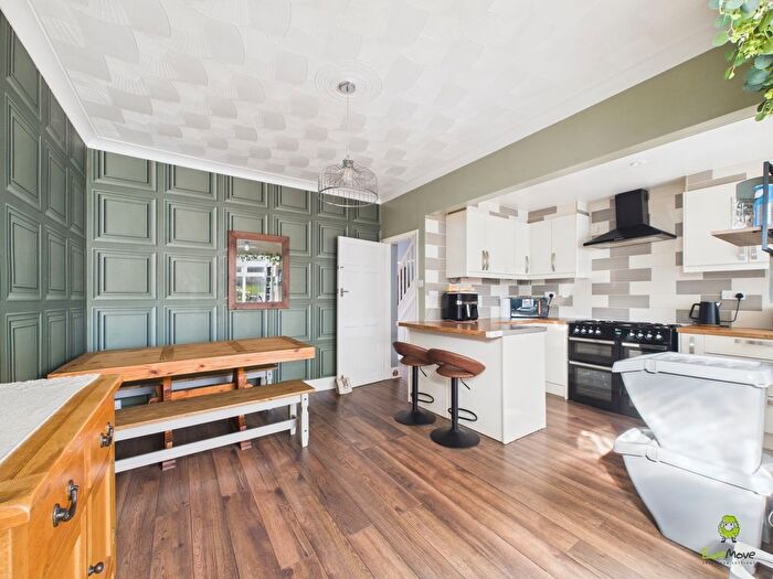 4 Bedroom Semi-detached House For Sale In Iris Crescent, Bexleyheath, Kent, DA7