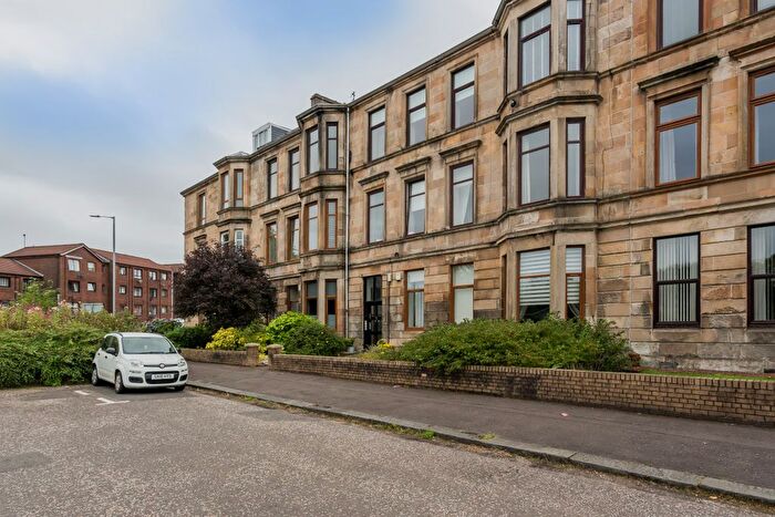 2 Bedroom Flat For Sale In /, , Mcfarlane Street, Paisley, PA3