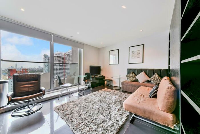 Flat To Rent In Pan Peninsula Square, Canary Wharf, London, E14