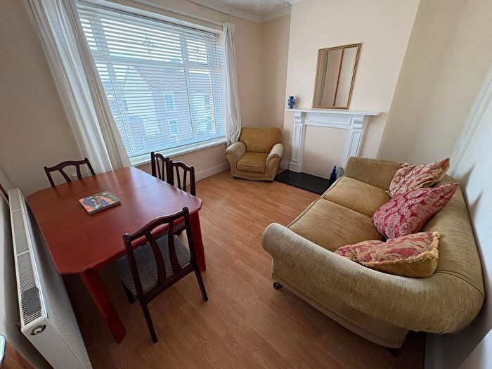 4 Bedroom Terraced House To Rent In Kinley Street, St. Thomas, SA1