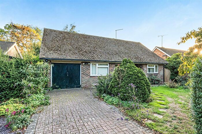 3 Bedroom Detached Bungalow For Sale In Horseshoes Lane, Langley, Maidstone, ME17