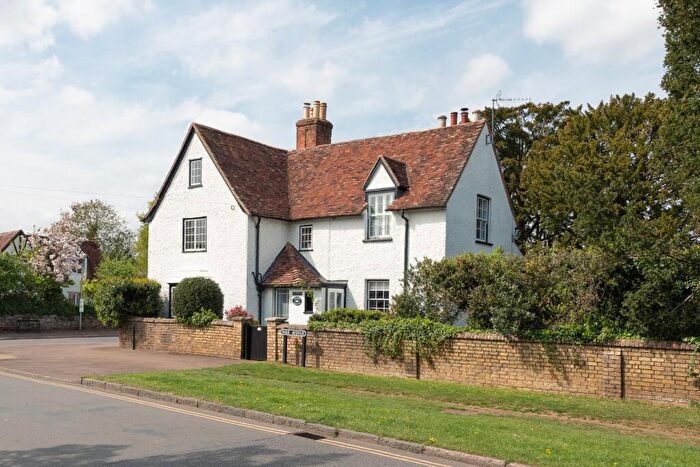 5 Bedroom Detached House For Sale In High Street, Silsoe, Bedfordshire, MK45