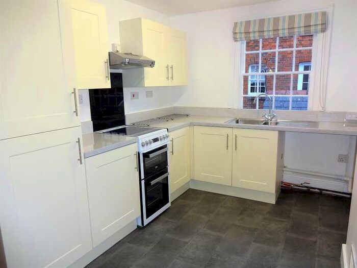 2 Bedroom Flat To Rent In Sidmouth Street Devizes, SN10
