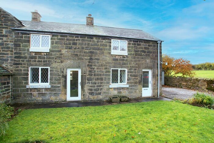 2 Bedroom Semi-Detached House To Rent In Holmgate Road, Clay Cross, Chesterfield, S45