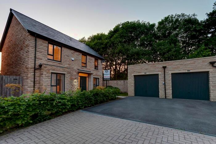 5 Bedroom Detached House For Sale In Linnet Way, Stannington, Sheffield, S6