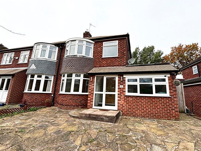 3 Bedroom Semi-Detached House To Rent In Tewkesbury Avenue, Hale, Altrincham, WA15