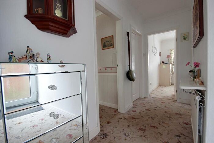 2 Bedroom Semi-Detached Bungalow For Sale In Southgate, Hornsea, HU18
