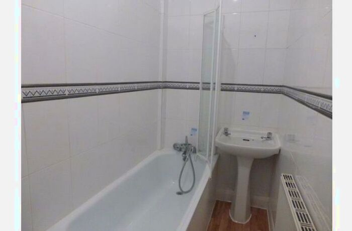 1 Bedroom Flat To Rent In Broad Green Avenue, Croydon, CR0