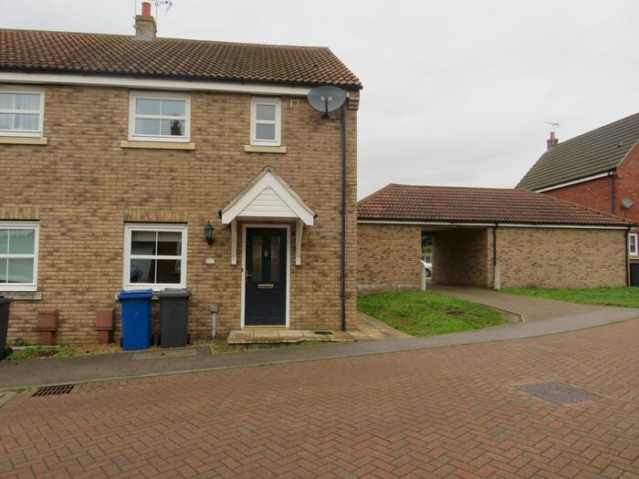 3 Bedroom Semi-Detached House To Rent In The Grange, Lakenheath, Brandon, IP27