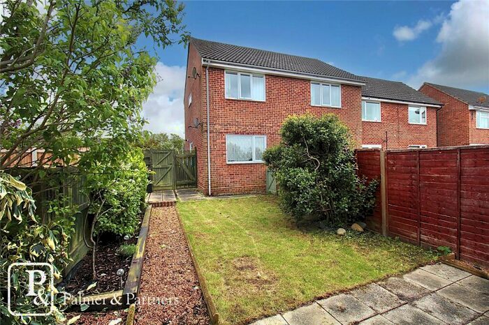 2 Bedroom Maisonette For Sale In Howe Way, Acton, Sudbury, Suffolk, CO10