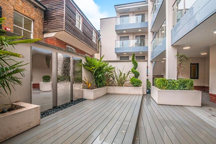 2 Bedroom Apartment To Rent In St Ives Road Maidenhead Berkshire, SL6
