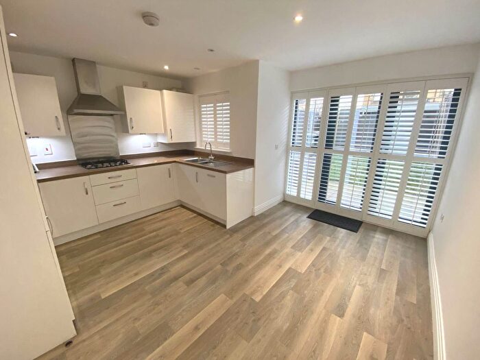 3 Bedroom End Of Terrace House To Rent In Horizon Place, Borehamwood, WD6