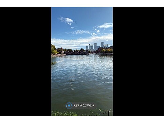 2 Bedroom Flat To Rent In Maynards Quay, London, E1W