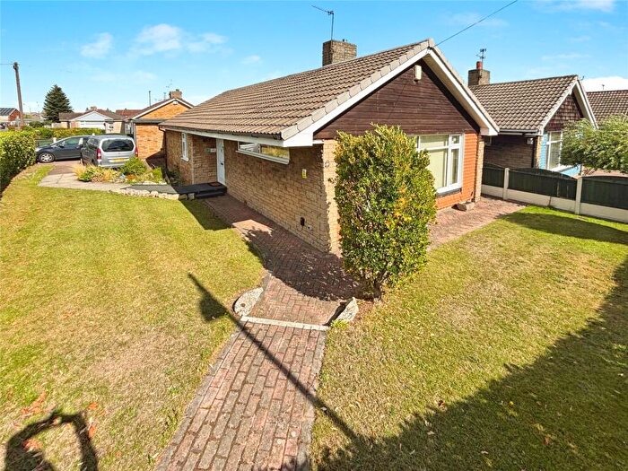 3 Bedroom Bungalow For Sale In Balmoral Road, Dunscroft, Doncaster, DN7