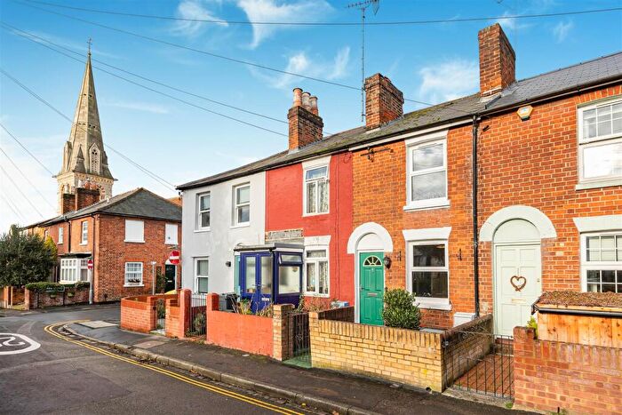 2 Bedroom Terraced House For Sale In St. Johns Road, Caversham, RG1