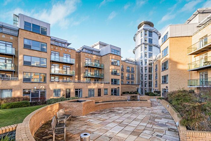 2 Bedroom Flat For Sale In Homerton Street, Cambridge, CB2