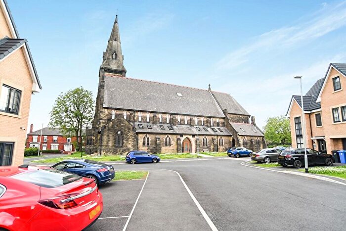 1 Bedroom Apartment To Rent In Steeple View Close, Hyde, SK14