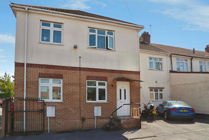 1 Bedroom Flat For Sale In Greenfield Road, Bristol, Avon, BS10