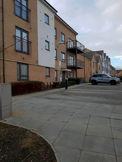 1 Bedroom Flat To Rent In Reservoir Way, Ilford, IG6