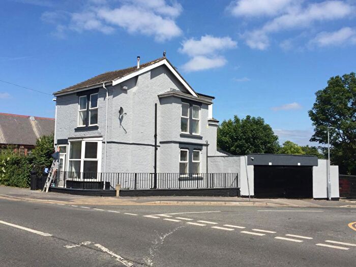 House Of Multiple Occupation For Sale In Church Road, Birkenhead, Merseyside, CH42