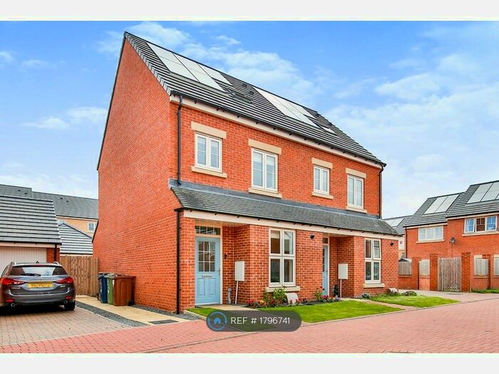 3 Bedroom Semi-Detached House To Rent In Hedley Close, Houghton Le Spring, DH4