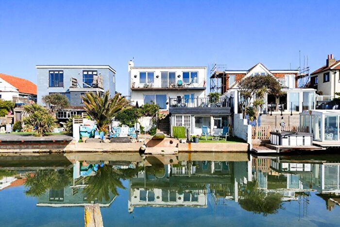 8 Bedroom Detached House For Sale In Brighton Road, Lancing, BN15