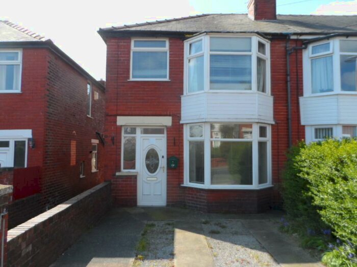 3 Bedroom End Of Terrace House To Rent In Southbourne Road, Blackpool, FY3