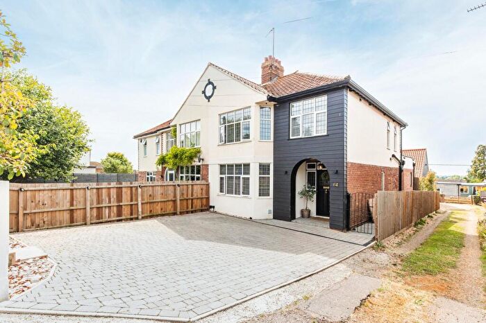 3 Bedroom Semi-Detached House For Sale In London Road, Downham Market, PE38