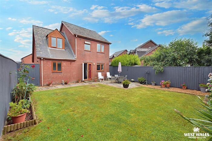 3 Bedroom Detached House For Sale In Tudor Gardens, Merlins Bridge, Haverfordwest, SA61