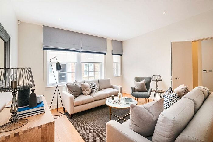 3 Bedroom Mews To Rent In St. Barnabas Mews, Belgravia, London, SW1W