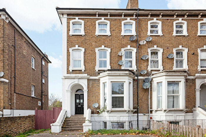 1 Bedroom Terraced House To Rent In Selhurst Road, London, SE25