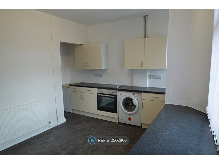 2 Bedroom Terraced House To Rent In Mealhouse Lane, Atherton, Manchester, M46